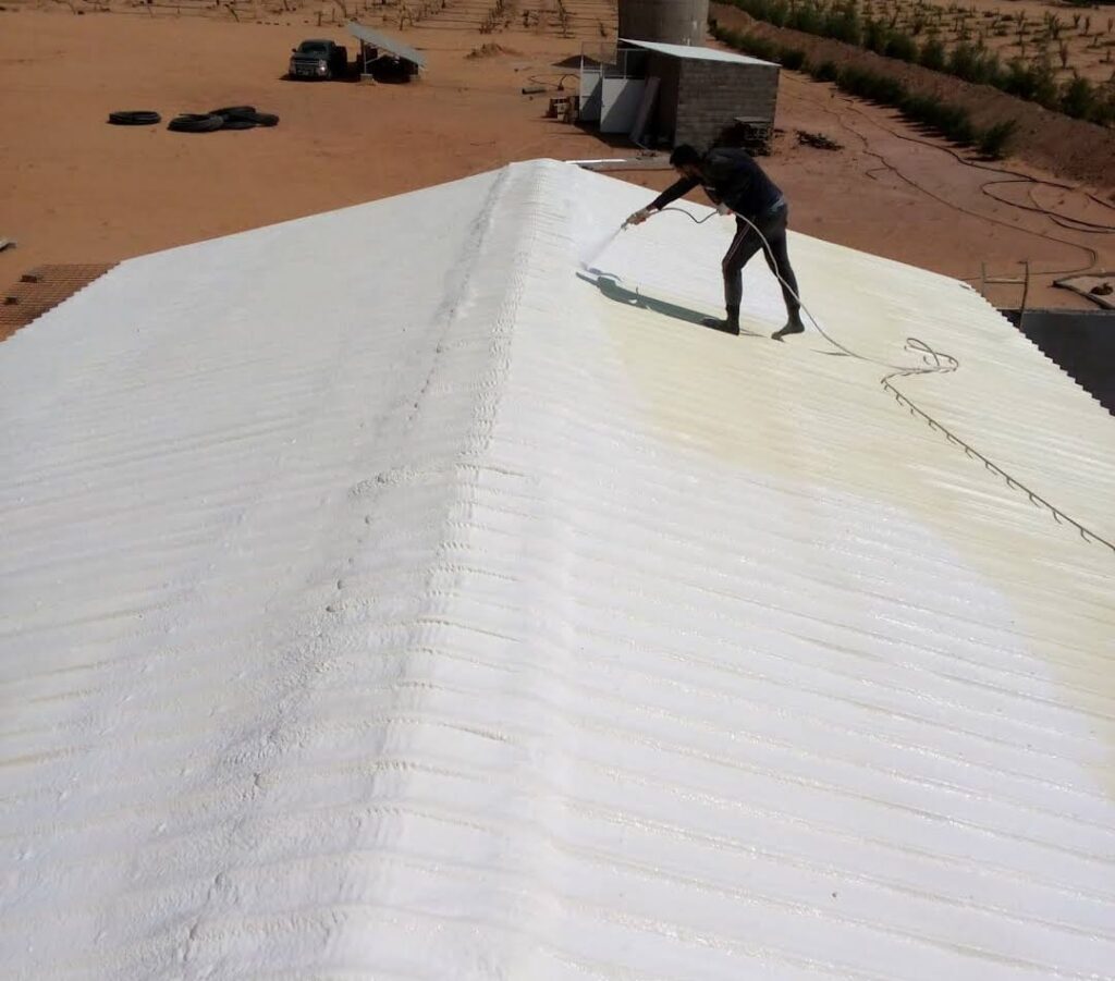 عزلعزل اسطح الهناجر بالرياض